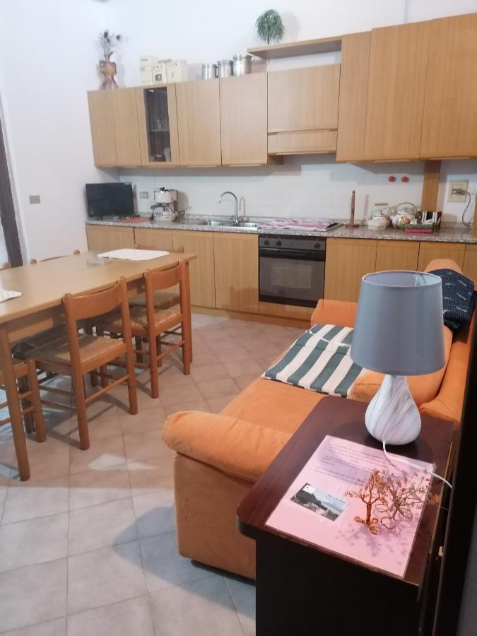 Casa Vacanze 'La Piazza' Villa Zone Eksteriør billede