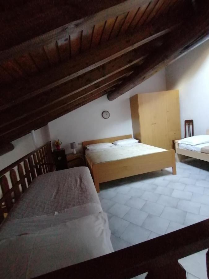 Casa Vacanze 'La Piazza' Villa Zone Eksteriør billede