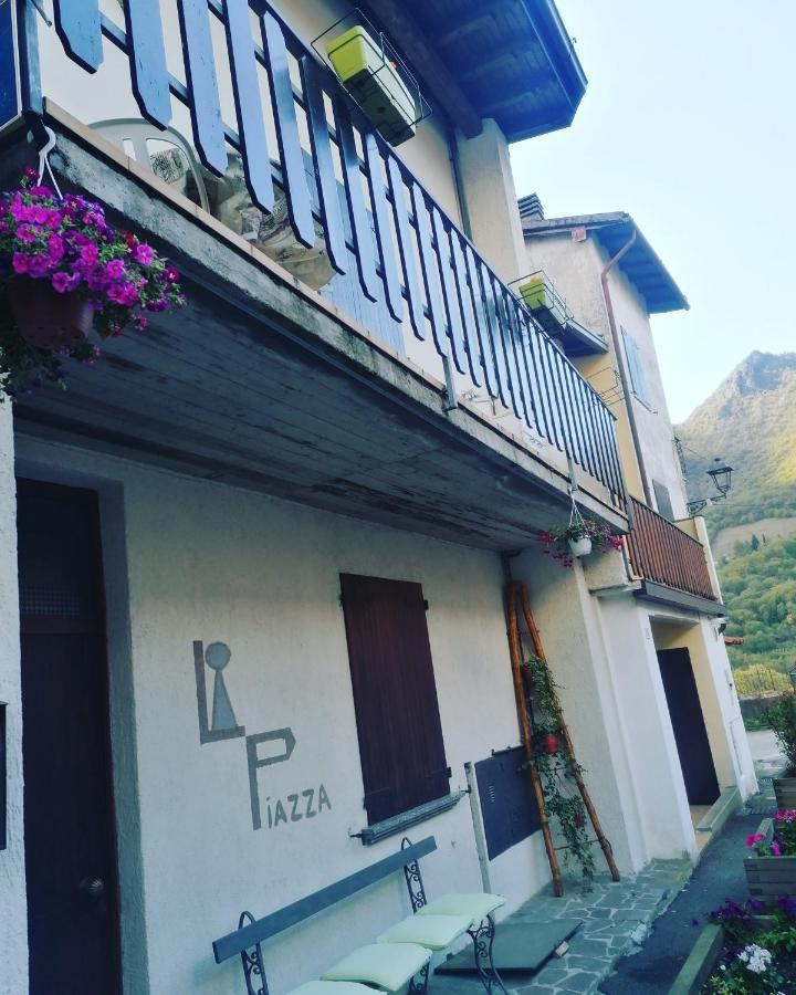 Casa Vacanze 'La Piazza' Villa Zone Eksteriør billede