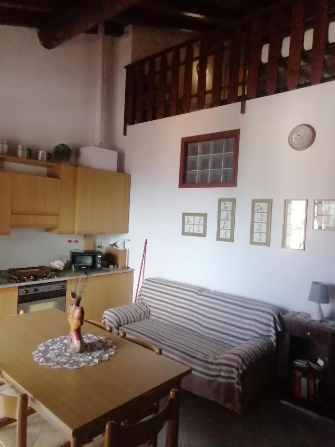 Casa Vacanze 'La Piazza' Villa Zone Eksteriør billede