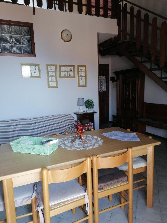 Casa Vacanze 'La Piazza' Villa Zone Eksteriør billede