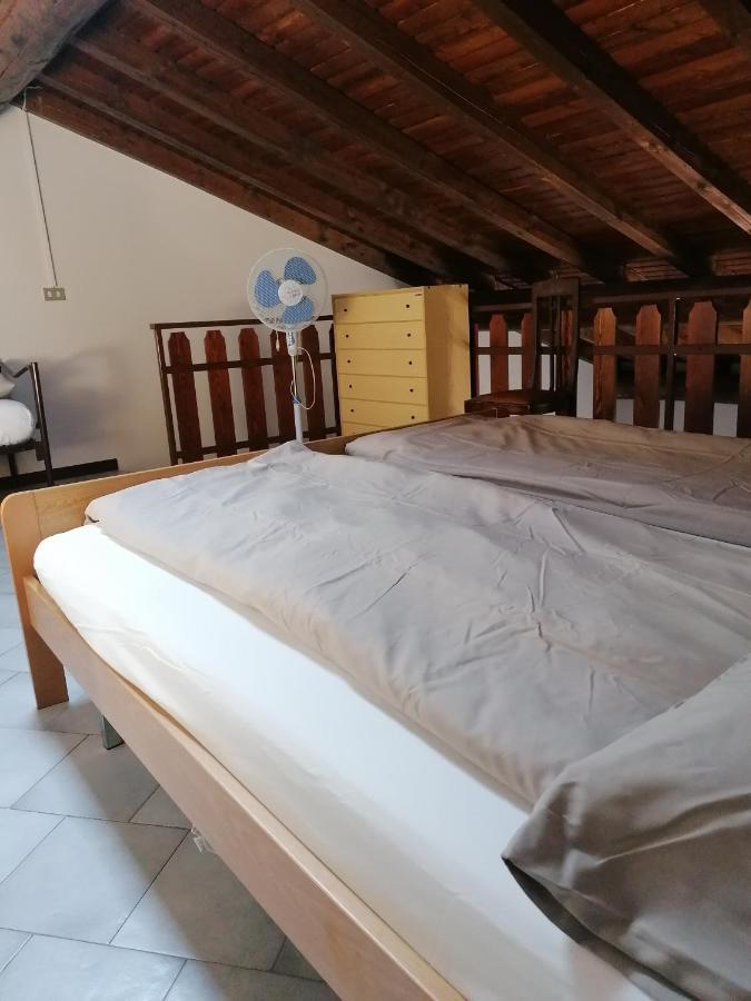 Casa Vacanze 'La Piazza' Villa Zone Eksteriør billede