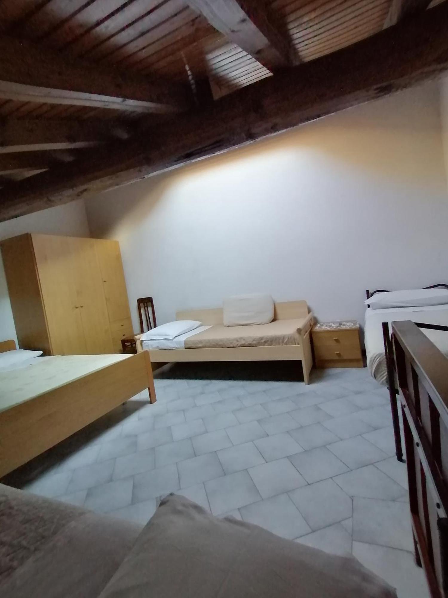Casa Vacanze 'La Piazza' Villa Zone Værelse billede