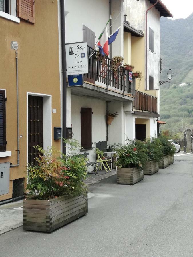 Casa Vacanze 'La Piazza' Villa Zone Eksteriør billede